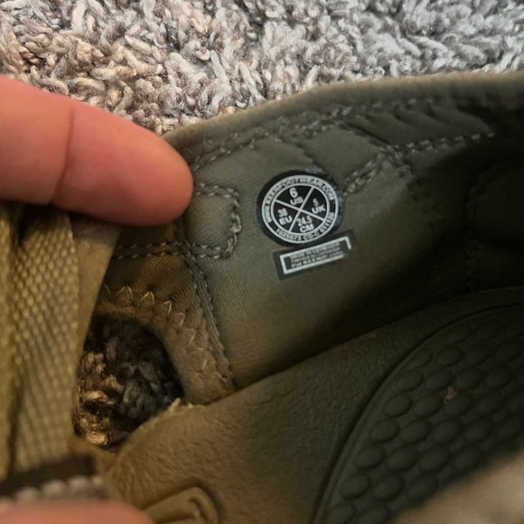 Keen Outdoor Sandals - Picture 4 of 4